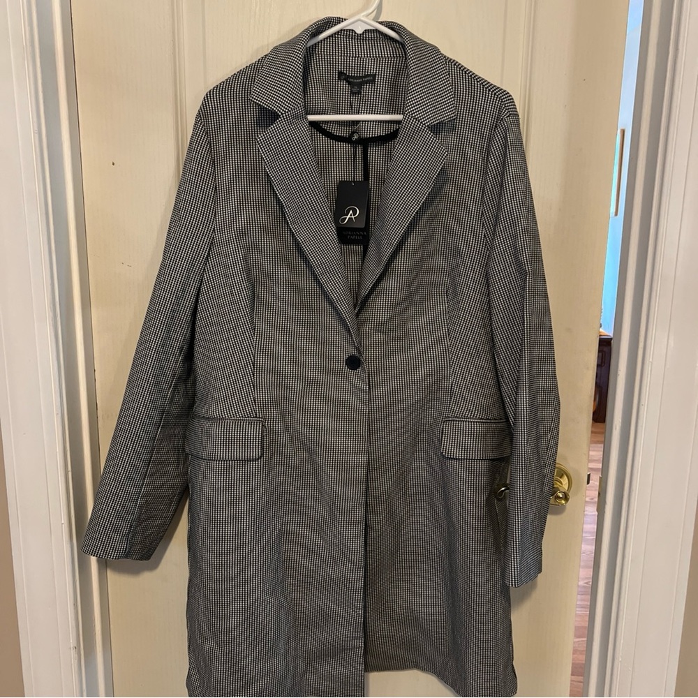 Adrianna Papell Black and White Houndstooth Coat